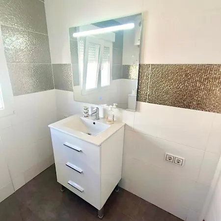 Holiday home Adosado Ideal Para Vacaciones A 200m De La Playa Torrevieja